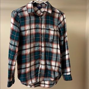 Plaid long sleeve shirt